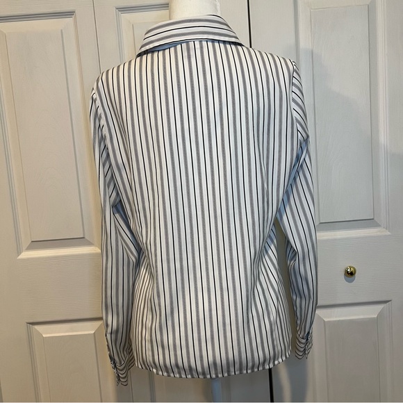 🍋 Dressbarn Black and White Striped Button Down Shirt - Size Large - Picture 4 of 7